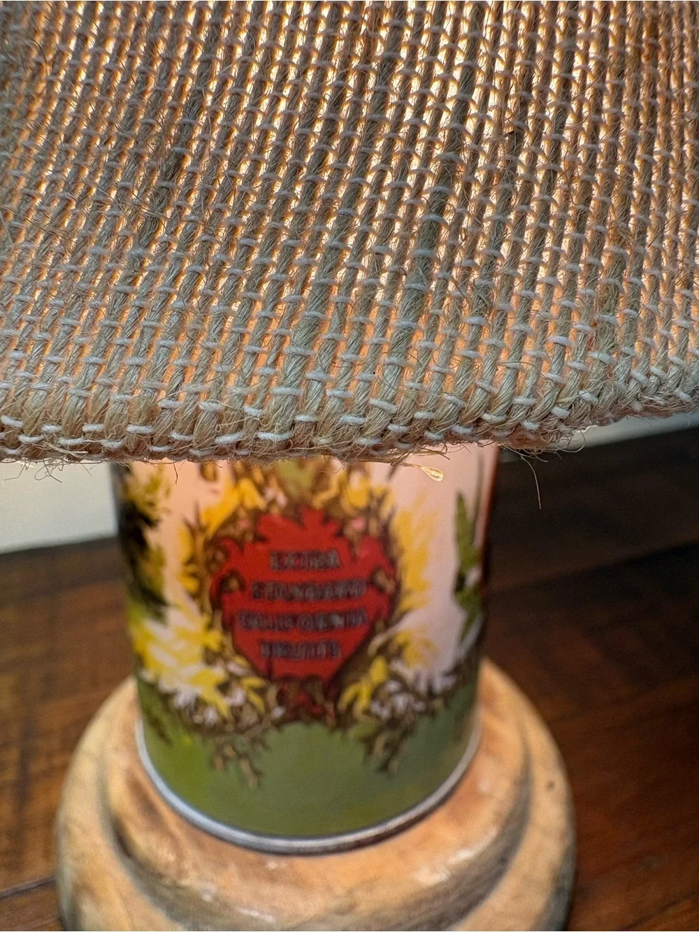 Vintage Style Miniature Table Lamp Of Canister Base Labeled “ Lemon Cling Peach” - Picture 3 of 13